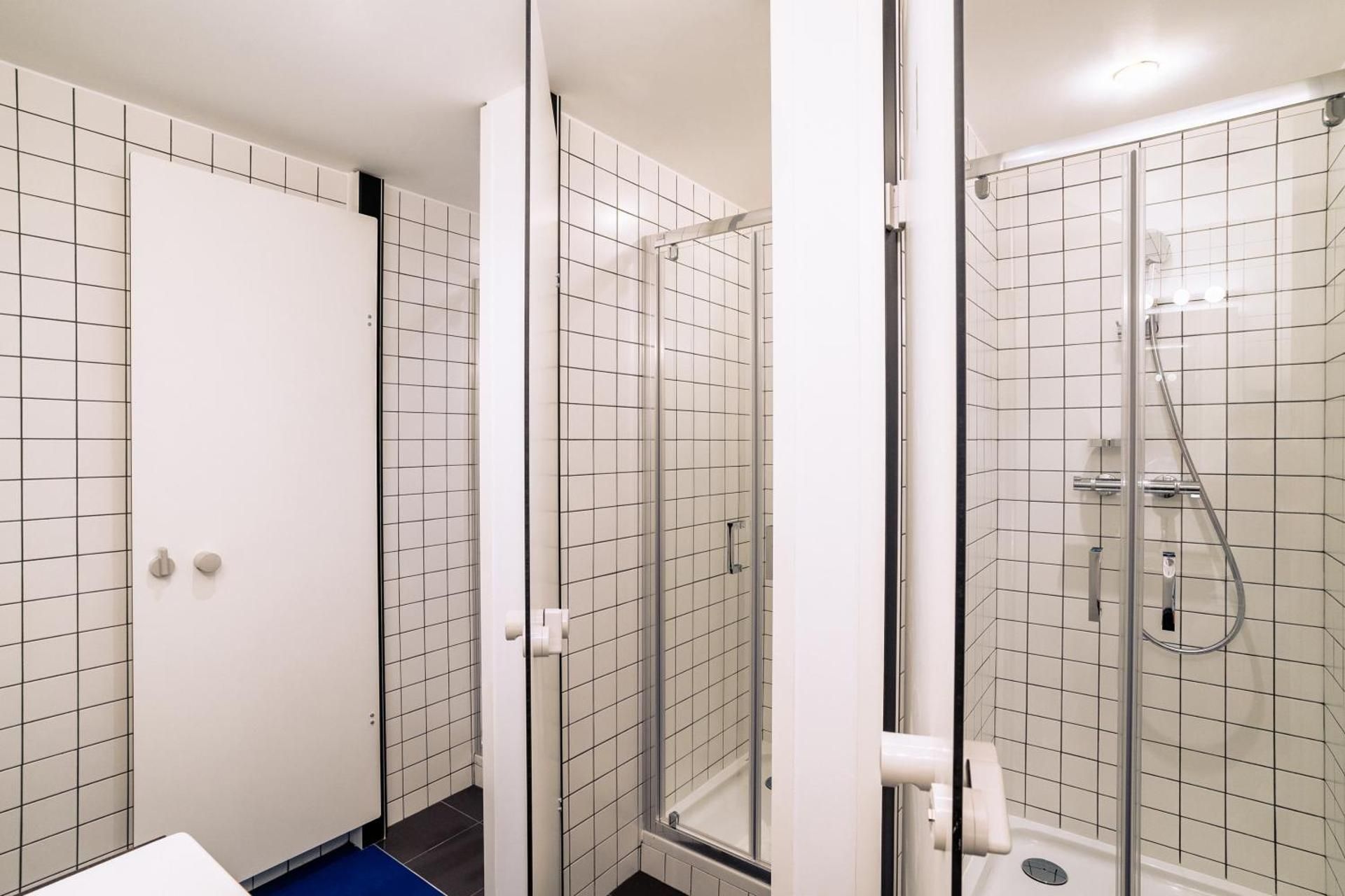 Penthouse Apartment (9 Adults)