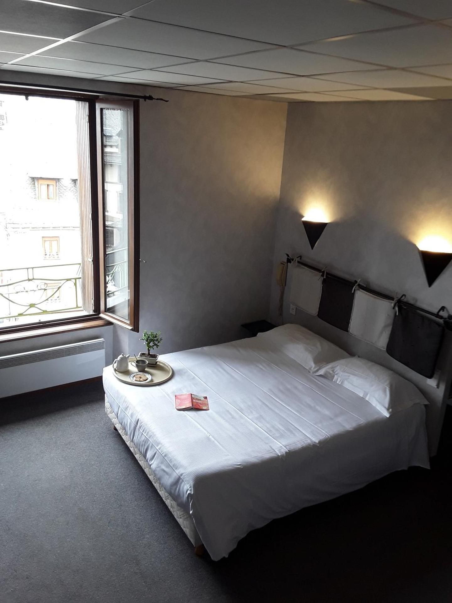 Classic Double Room