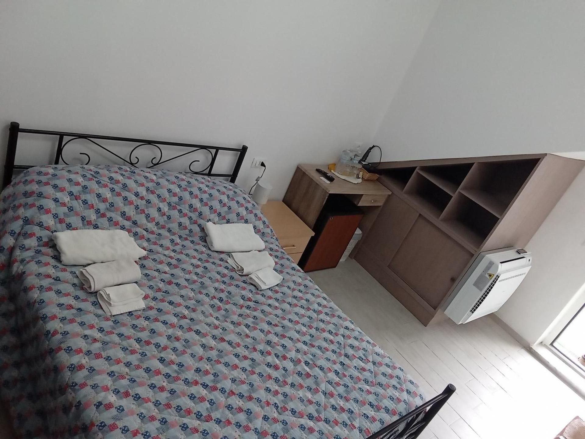 Quadruple Room with Private Bathroom