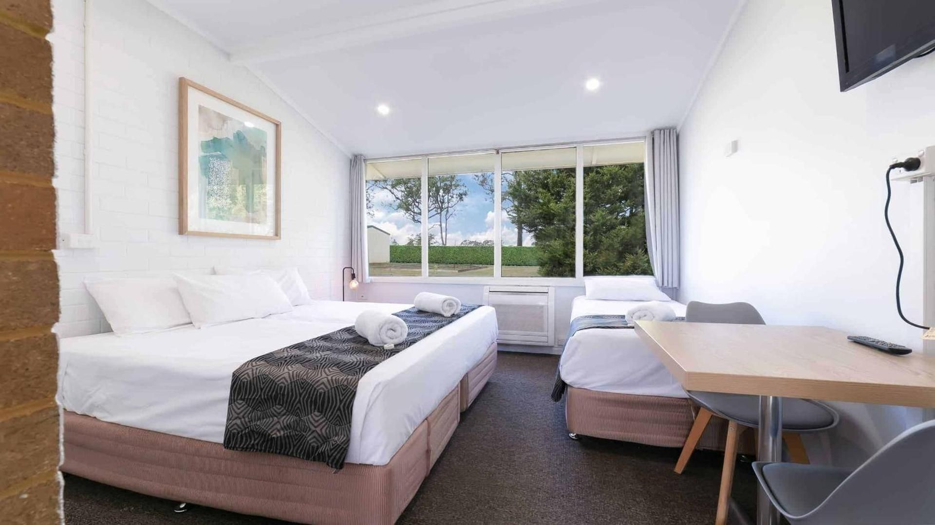 Triple Room