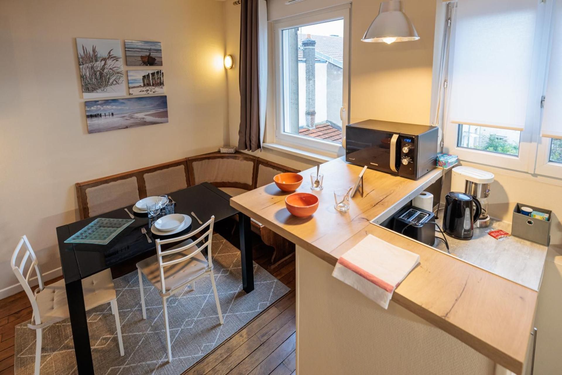 One-Bedroom Apartment