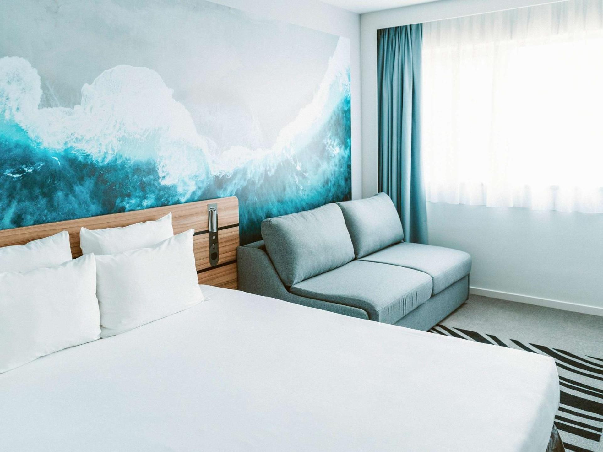 Novotel Resort & Spa Biarritz Anglet Superior Room with 1 Queensize Bed and a Single Sofa Bed