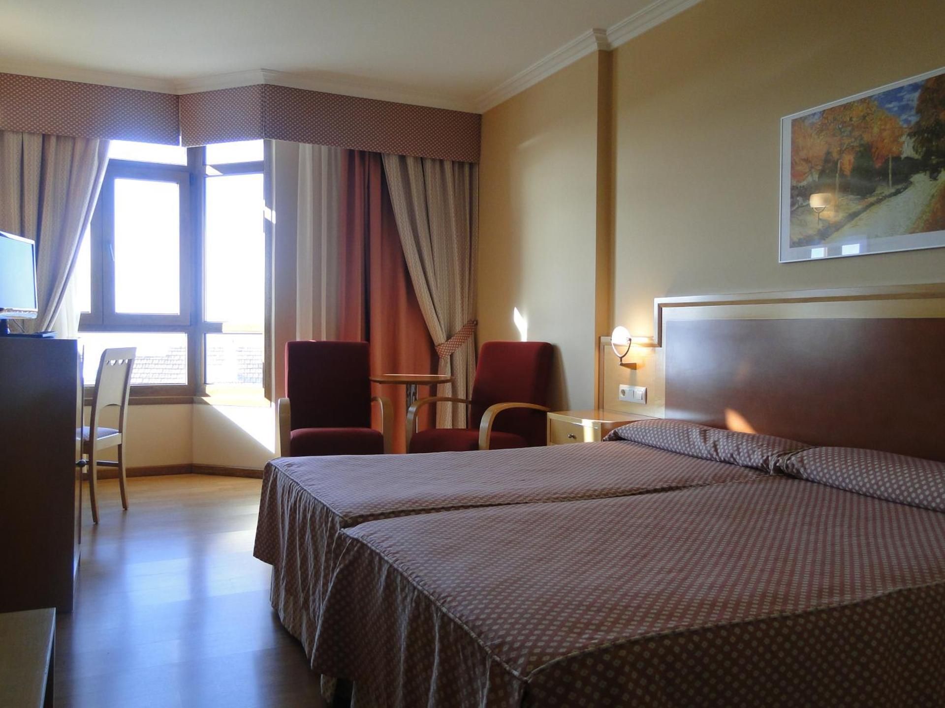 Twin Room with Mountain View