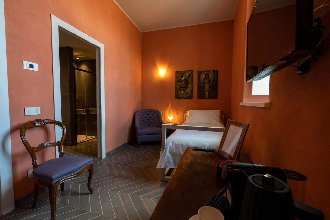 Single Room