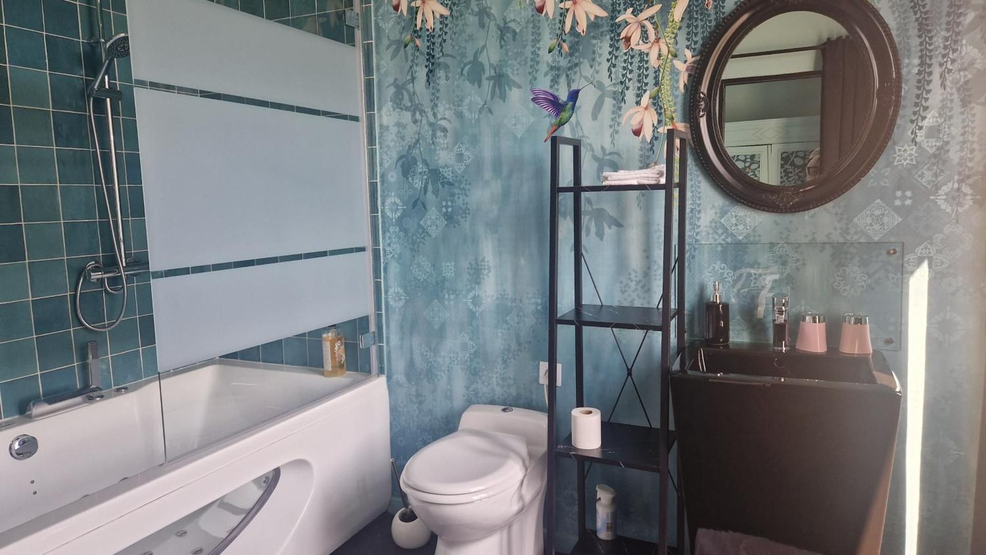 Deluxe Double Room with Shower