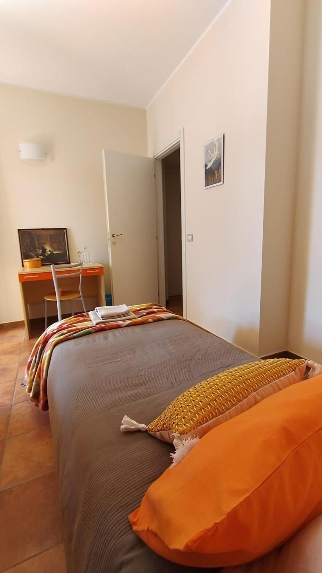 Single Room With Private Bathroom