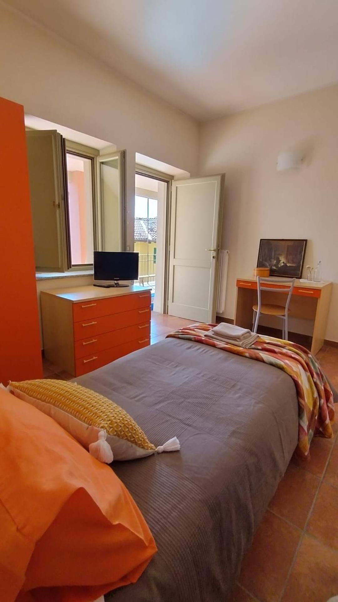 Single Room With Private Bathroom