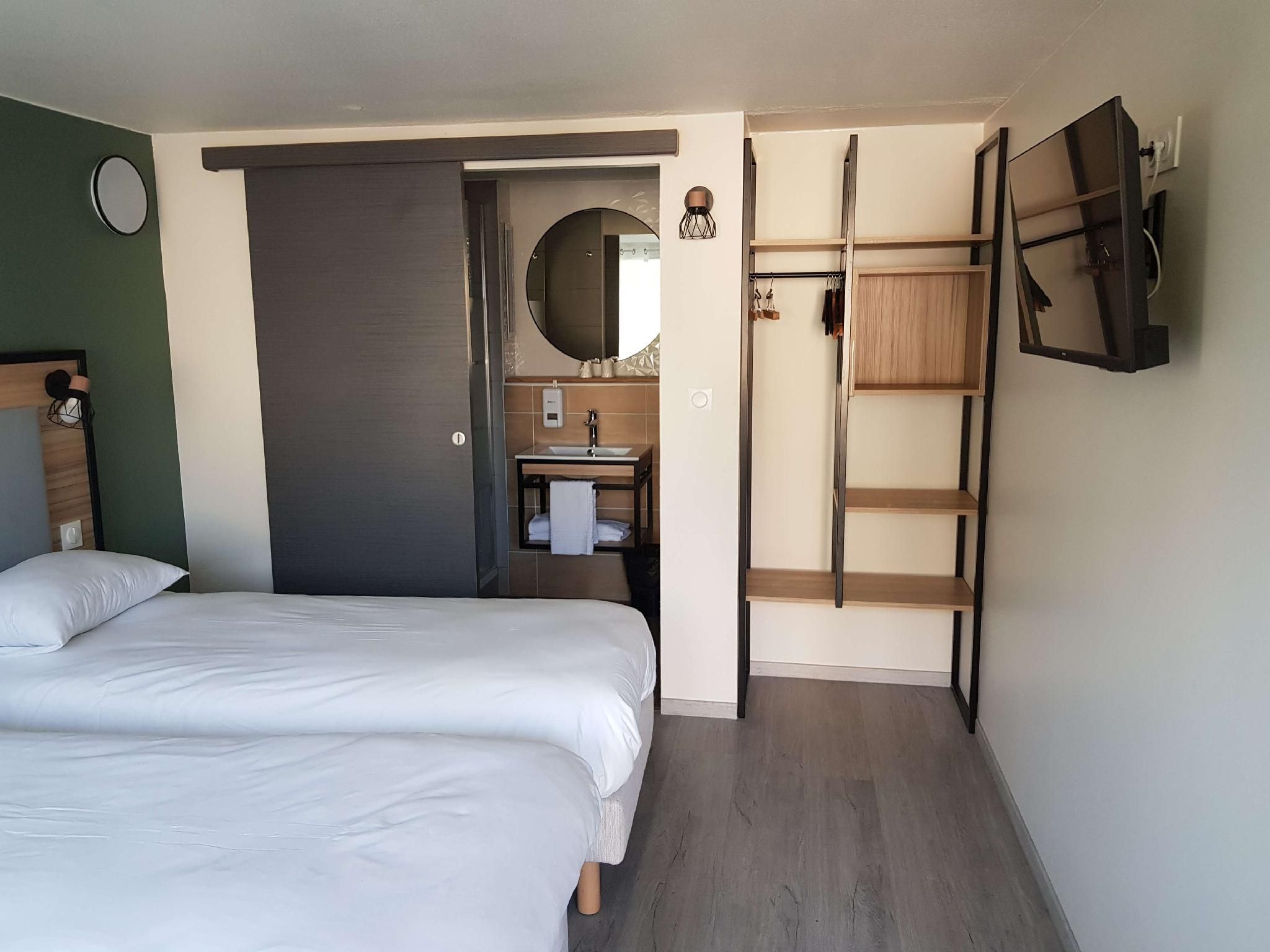 Hotel Restaurant Campanile De Saumur Standard Room - 2 Single Beds 2