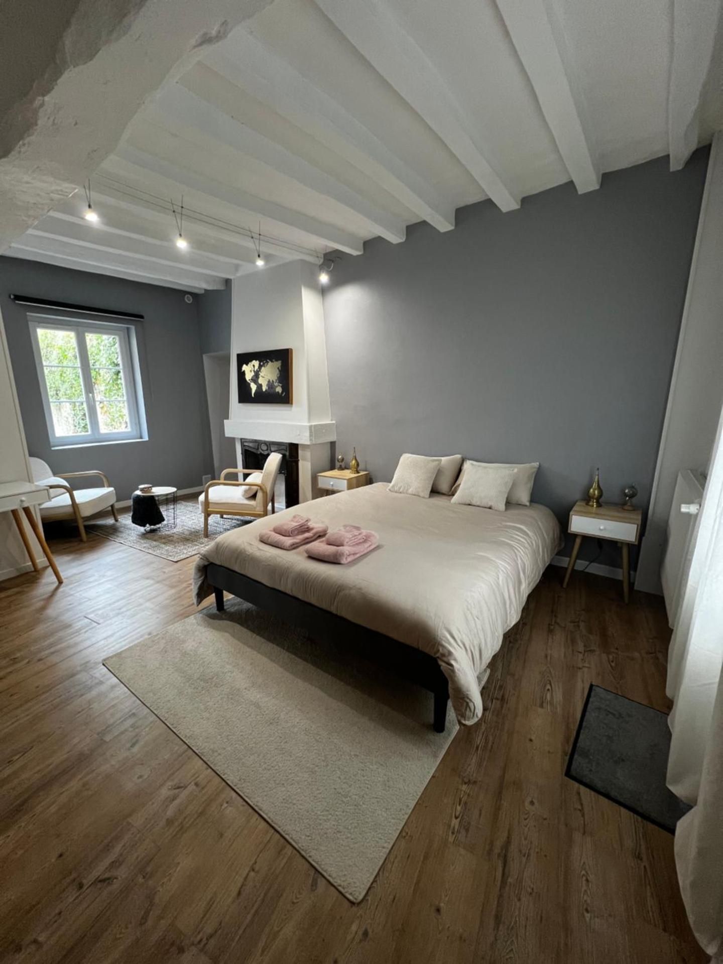 Deluxe Double Room with Bath
