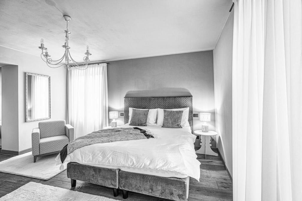 Cascina Bo Deluxe Double Room 3