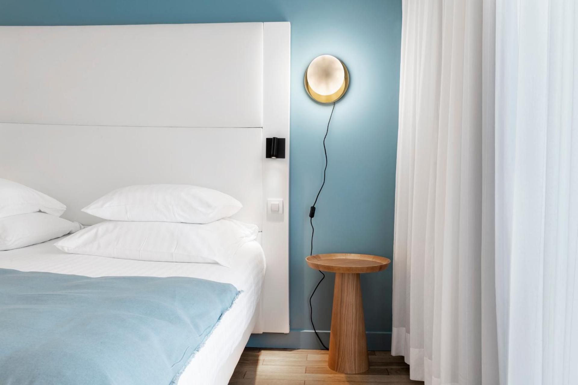 Standard Double Room (No View)
