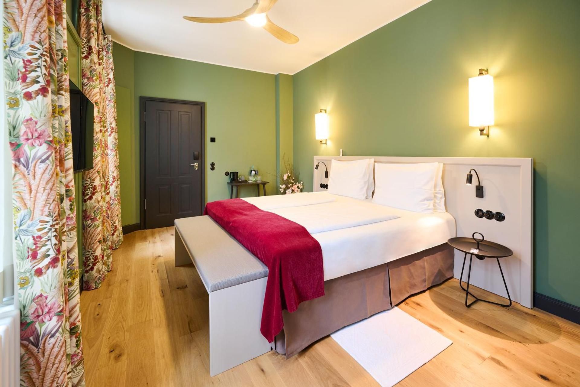 Winzerhof Ross & Rose Standard Double Room