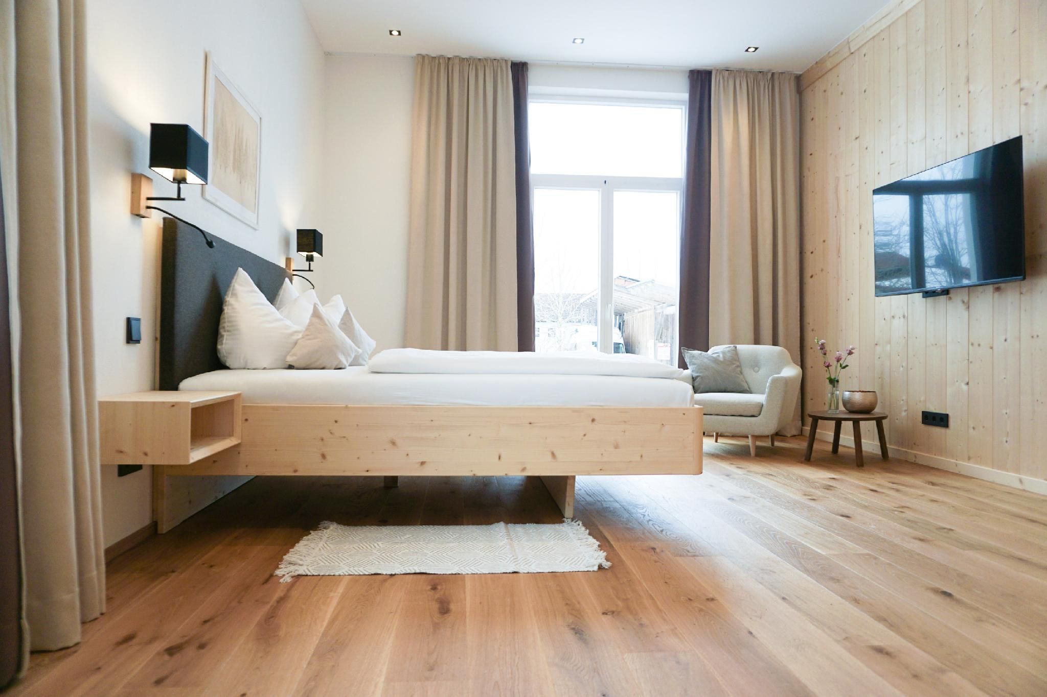 Suite-SPA mit Infrarotkabine-Eigenes Badezimmer-Balkon