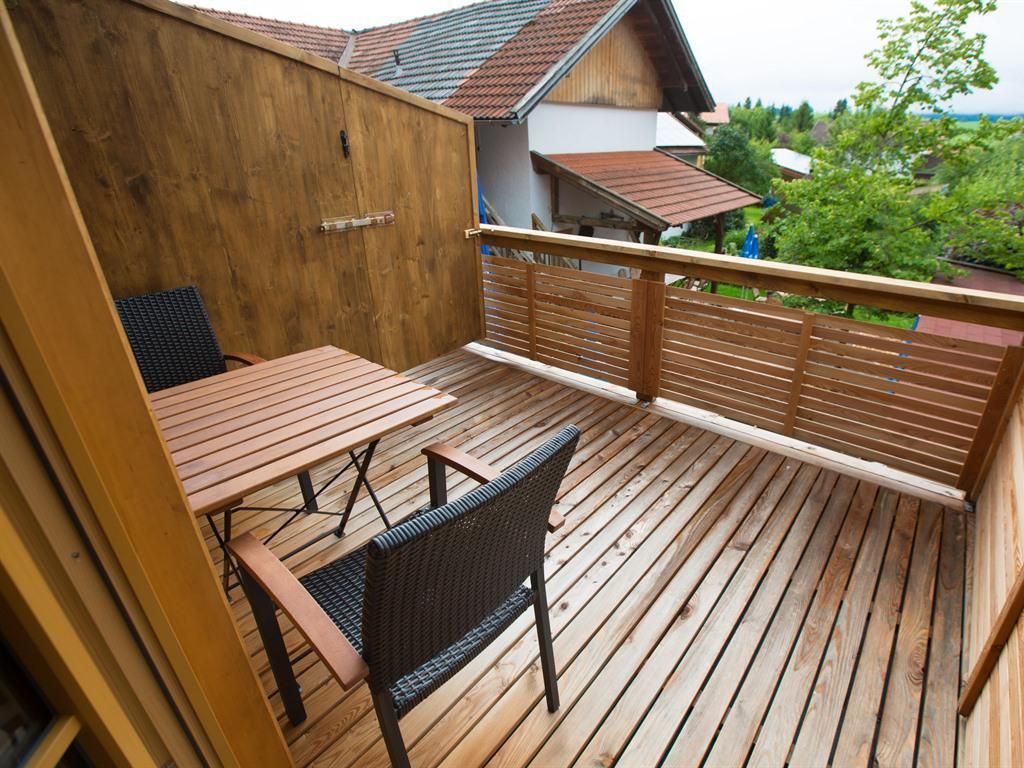 Dreibettzimmer-Ensuite Dusche-Bergblick