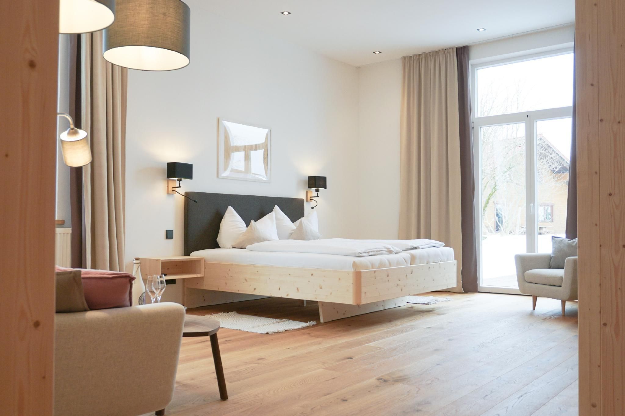 Suite-SPA mit Infrarotkabine-Eigenes Badezimmer-Balkon