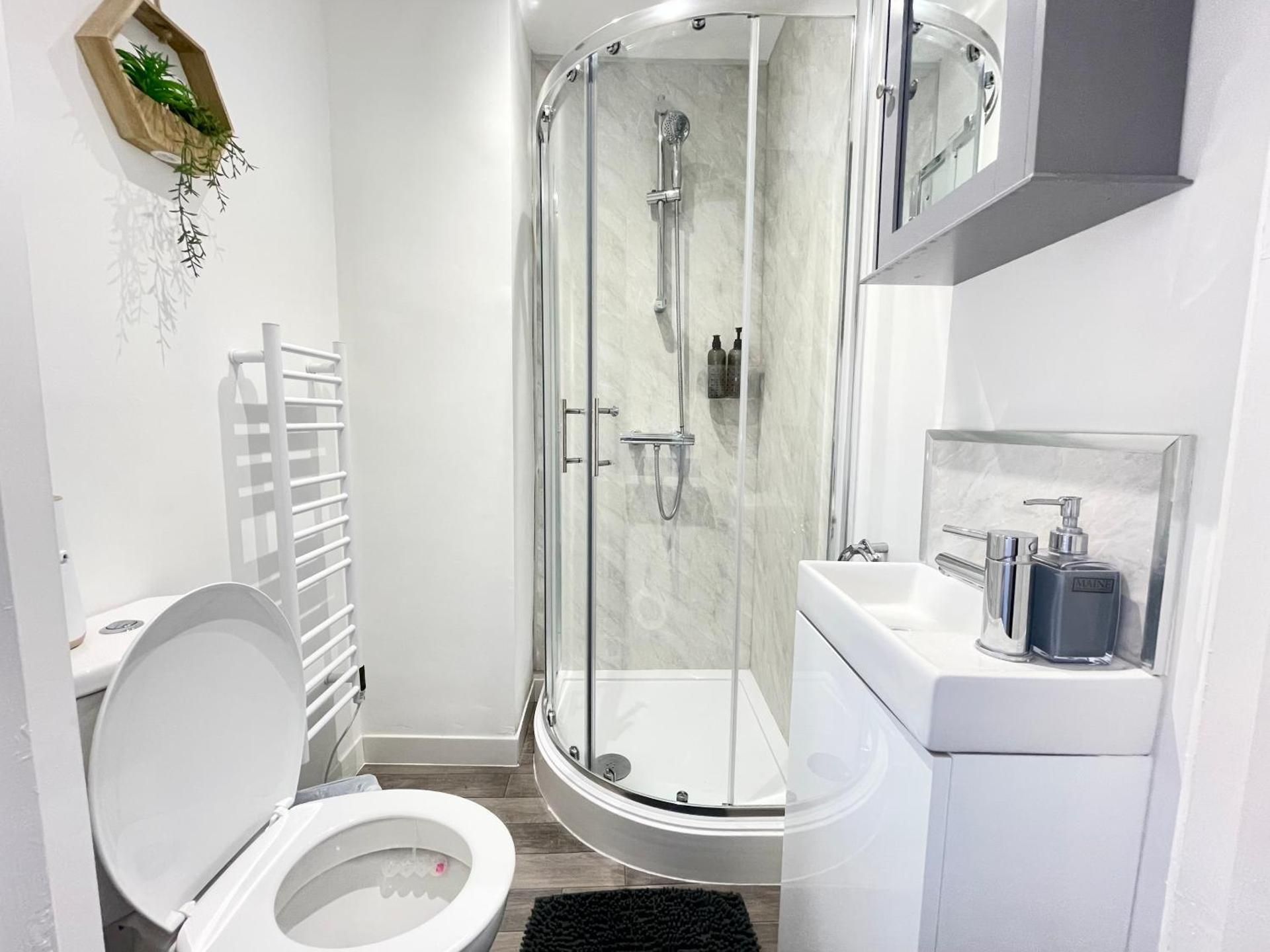 Double Room with Private Bathroom