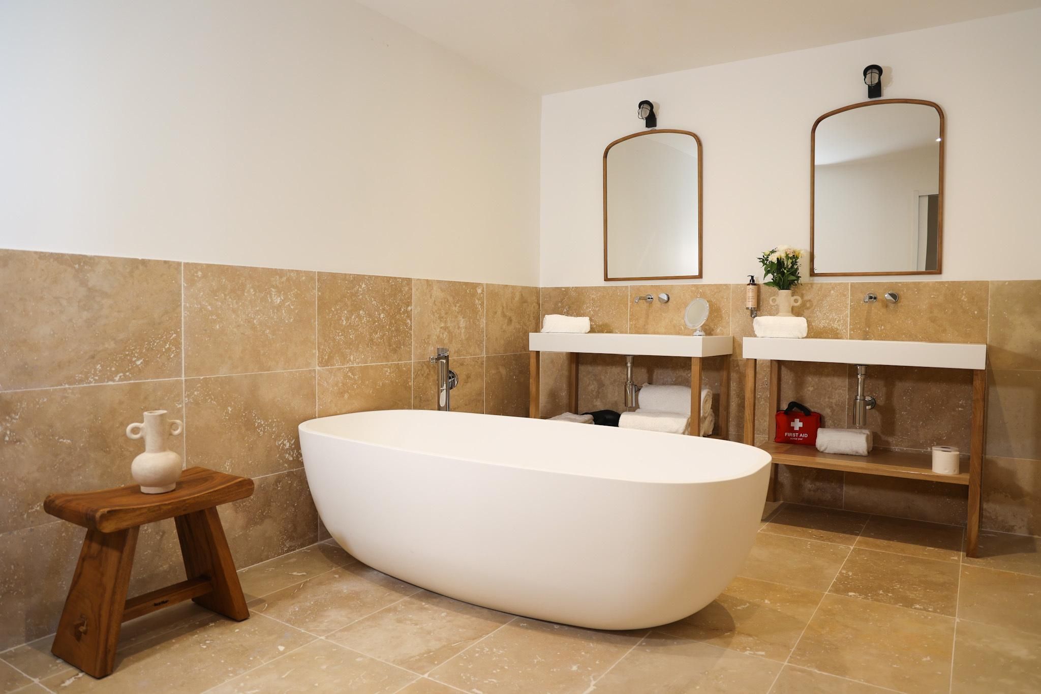 SUITE PRESTIGE VUE MER JACUZZI