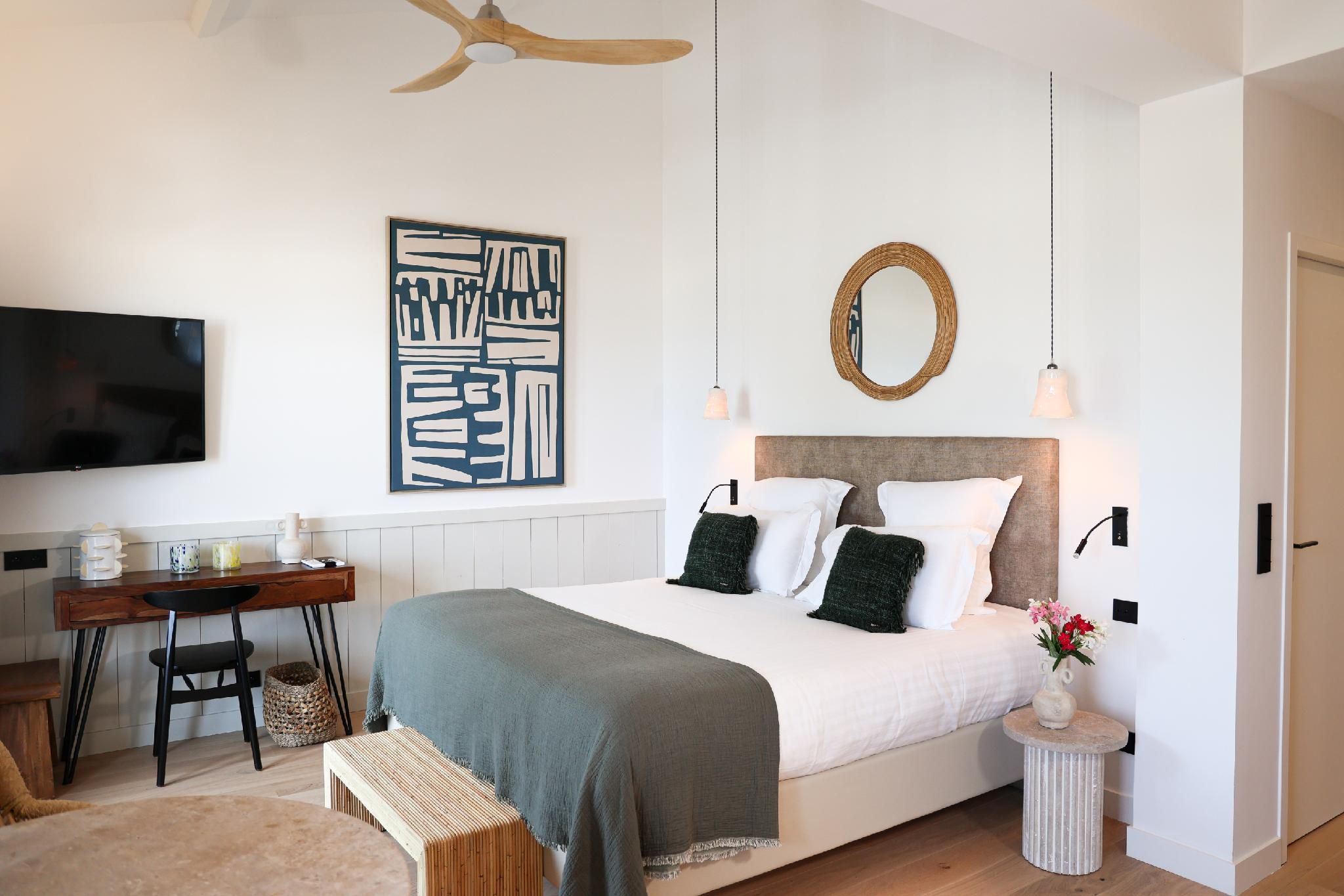 SUITE ELEGANCE VUE MER PARTIELLE