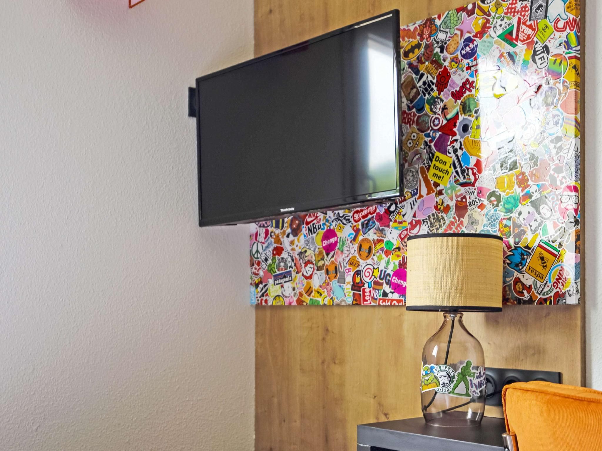Pop room with 1 double bed