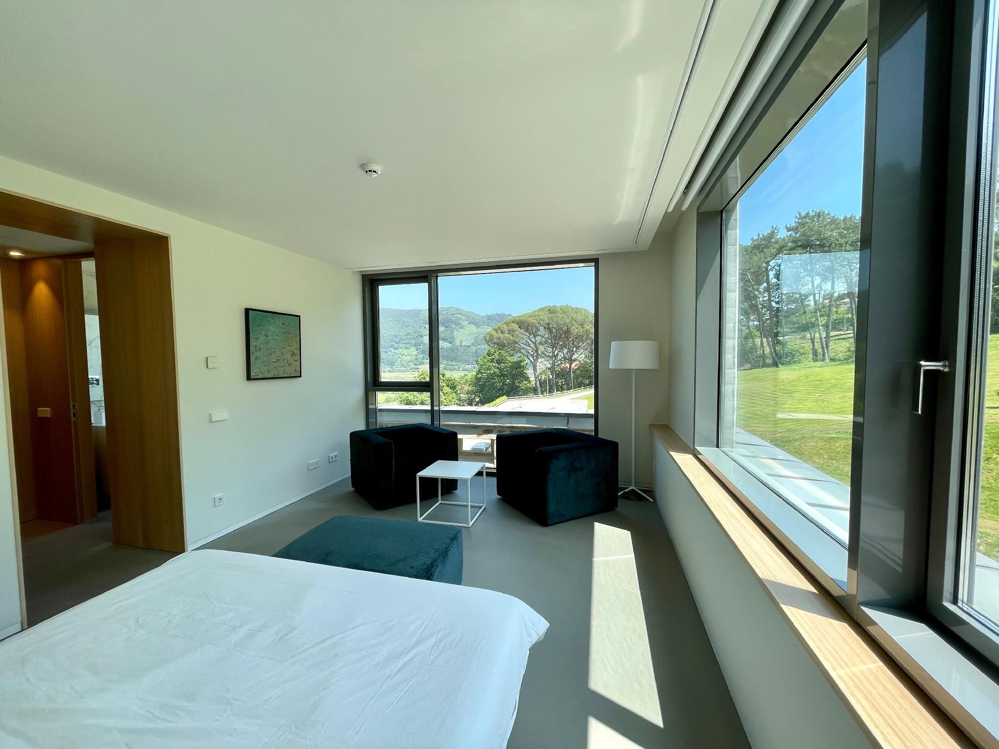 Double room-Deluxe-Mountain View-Private Bathroom