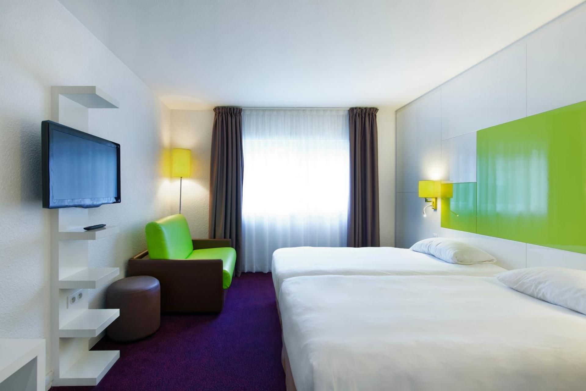 Standard Room with twin beds