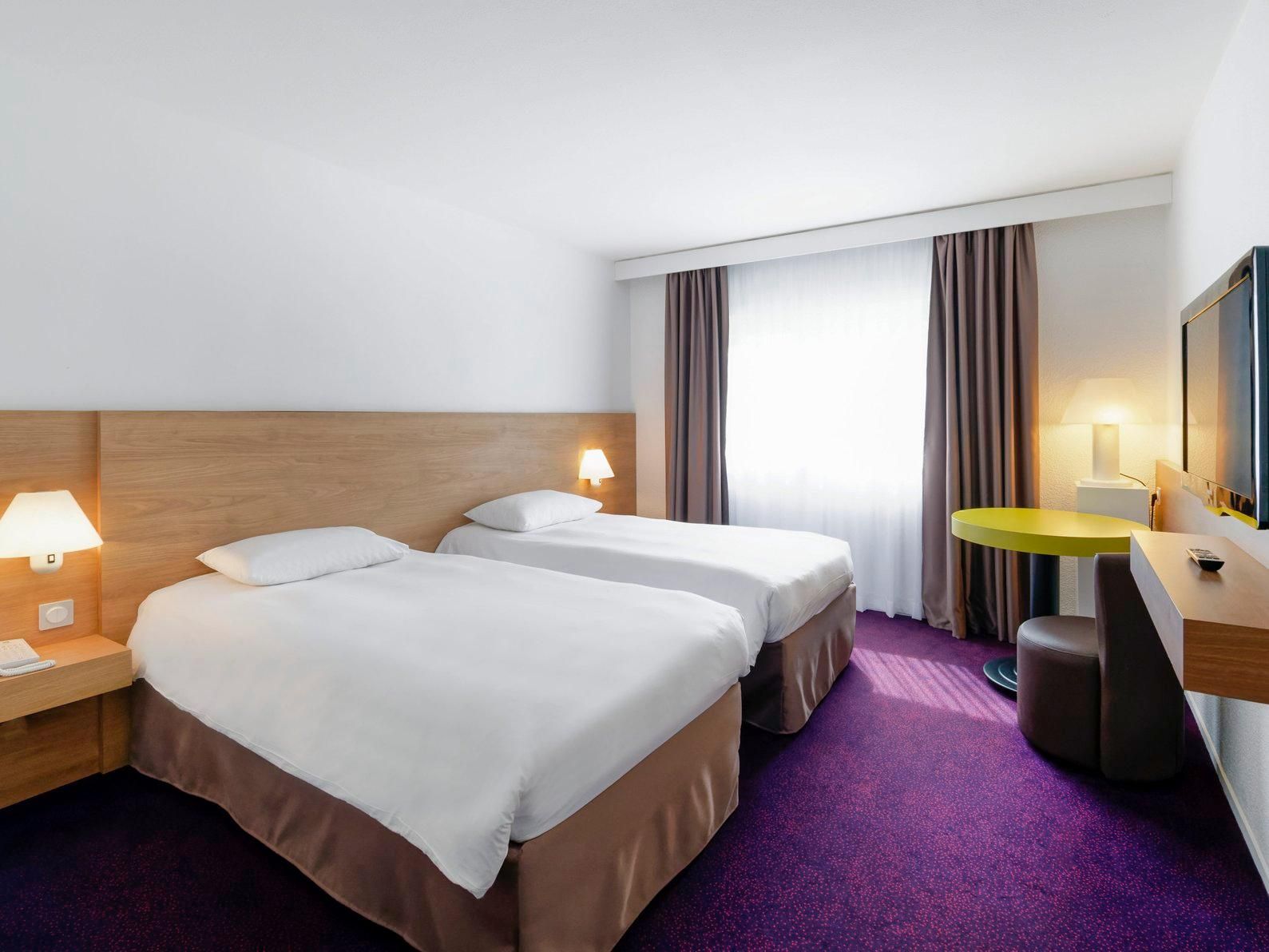 Standard Room with twin beds