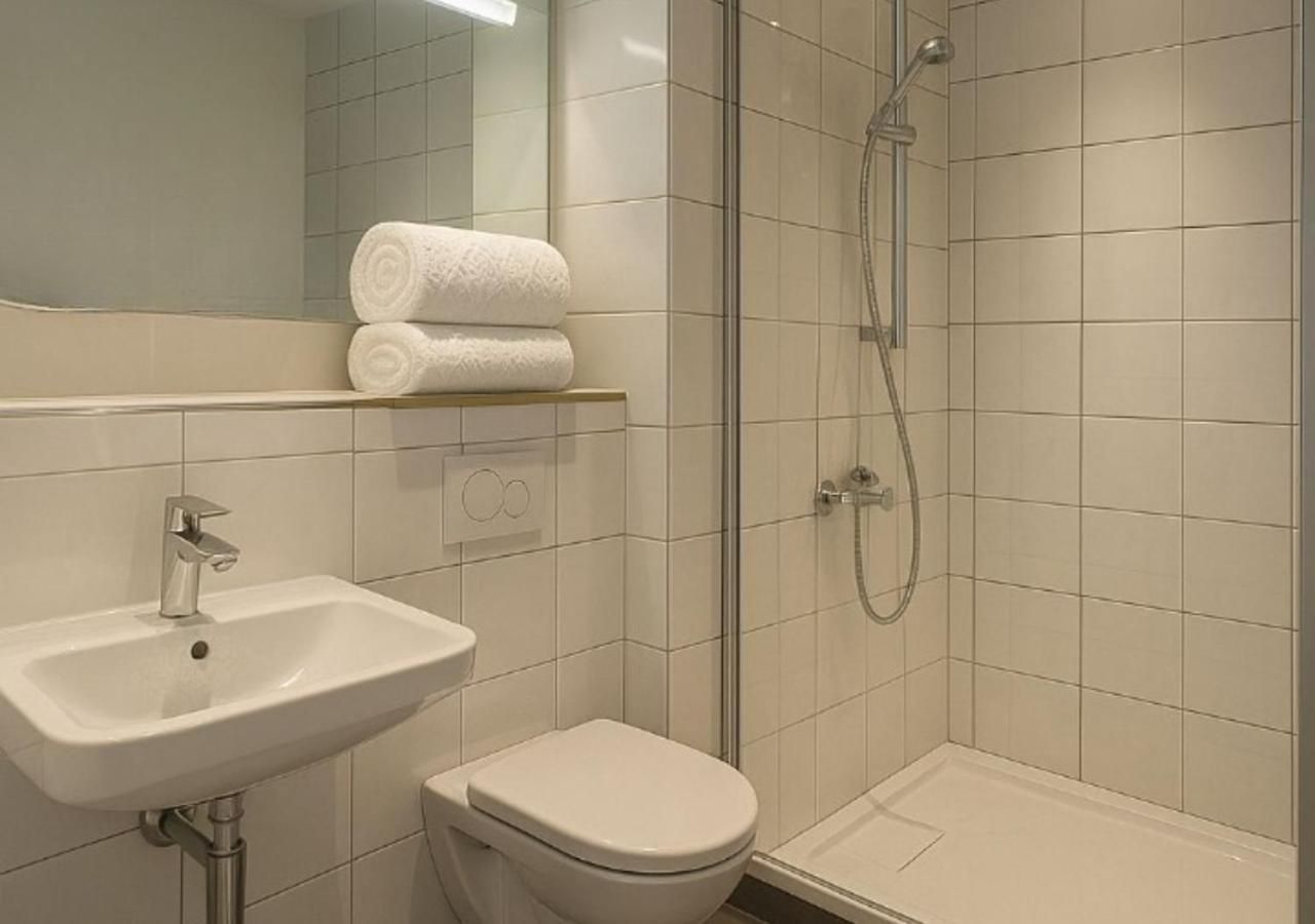 Standard Room with 2 Single Beds