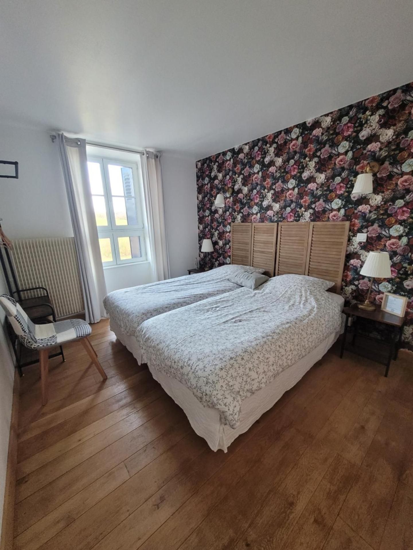 Twin Room with Shared Toilet