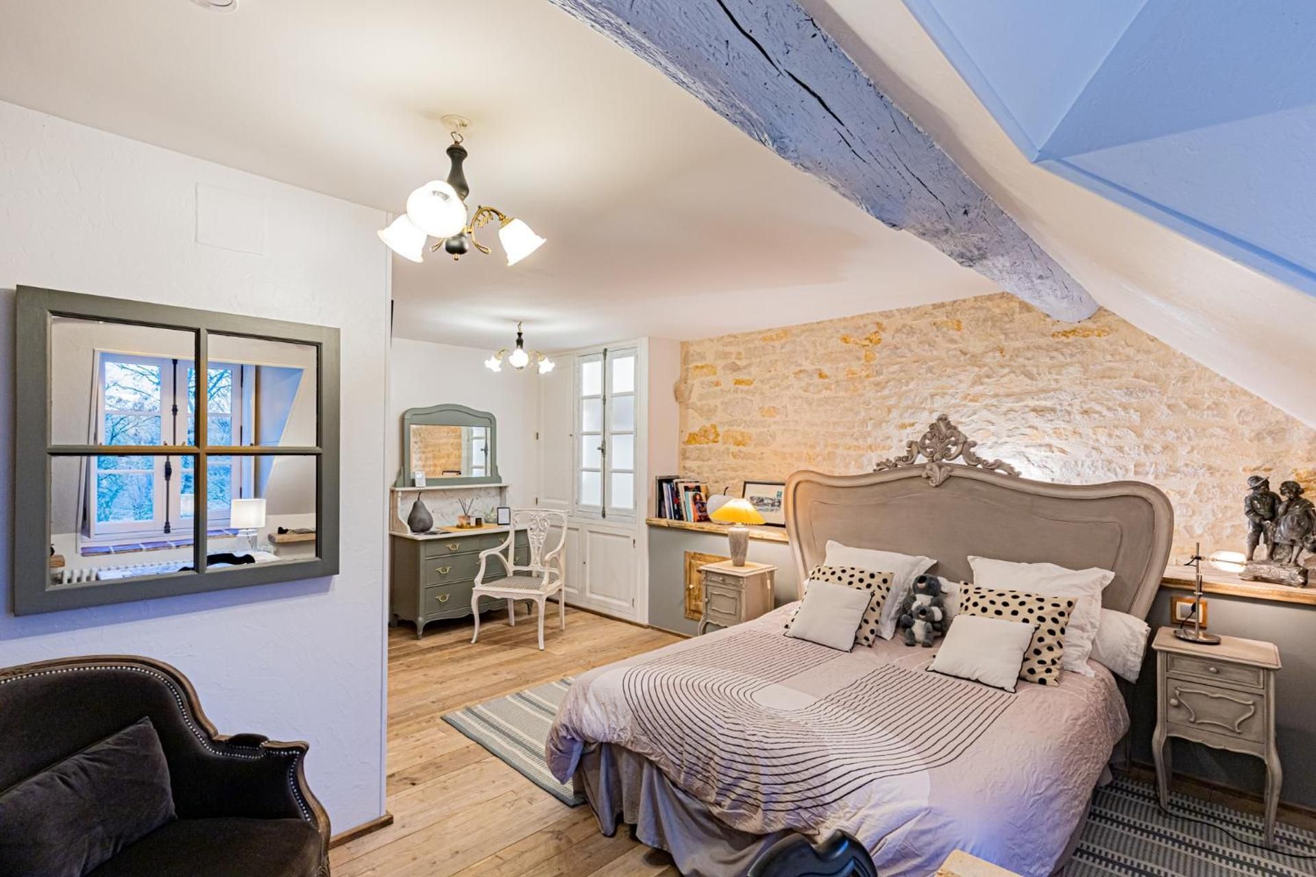 Deluxe Double Room with Bath