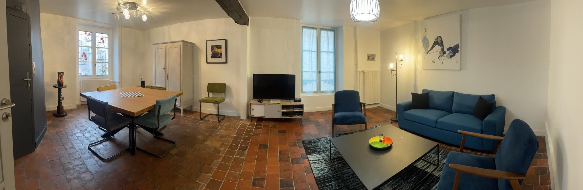 Le Rubik's Cube-Appartement-Design-SDB privée avec baignoire-Vue ville