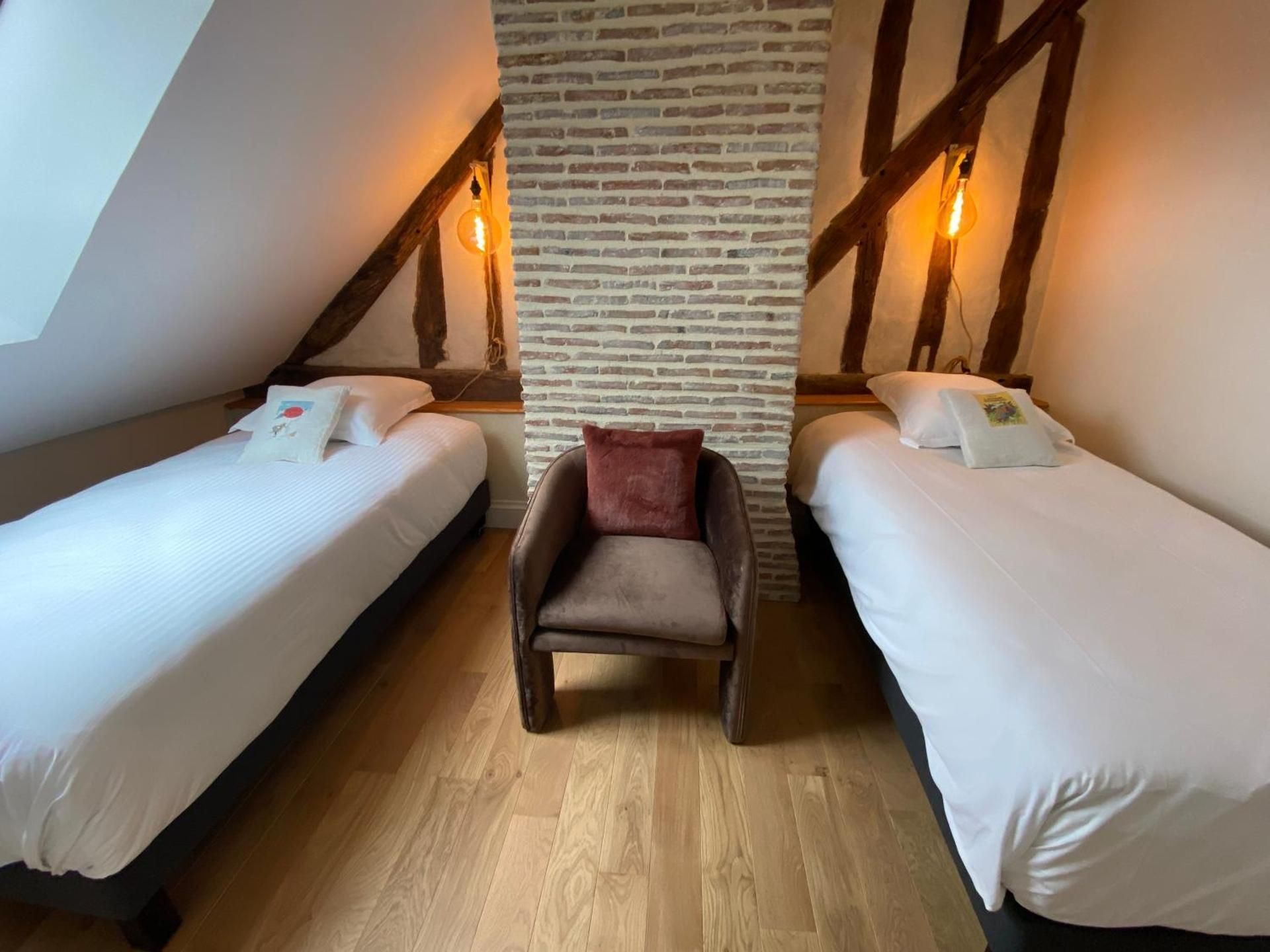 Two-Bedroom Deluxe Apartment