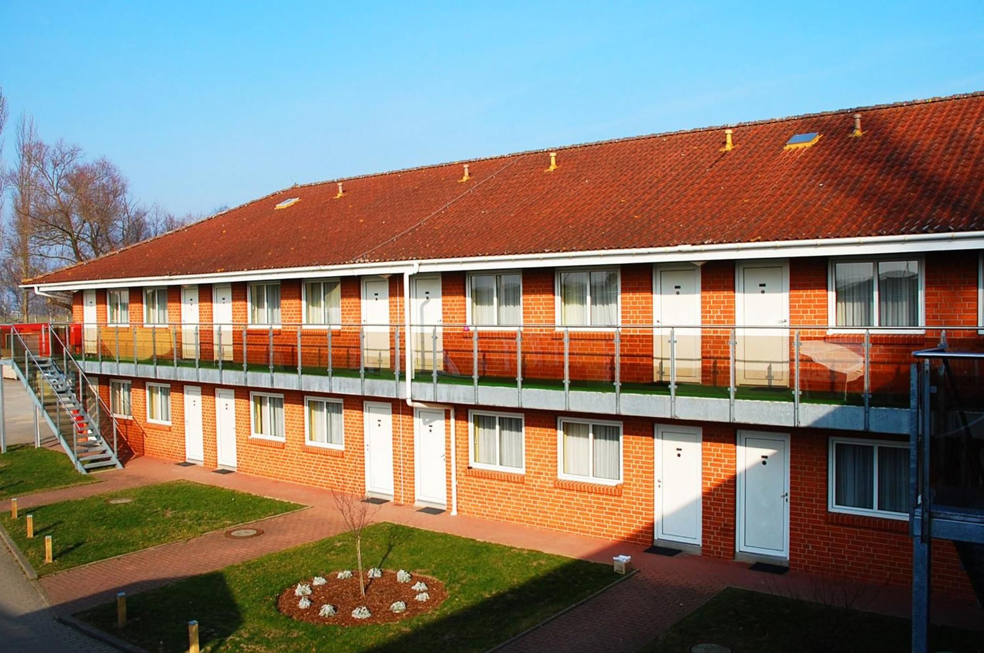 Zweibettzimmer zum Innenhof