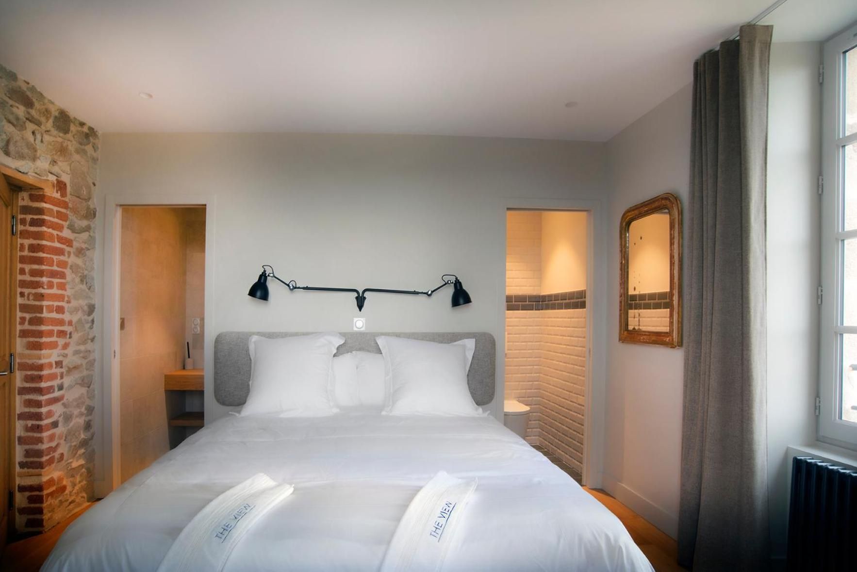 King Room with Mountain View