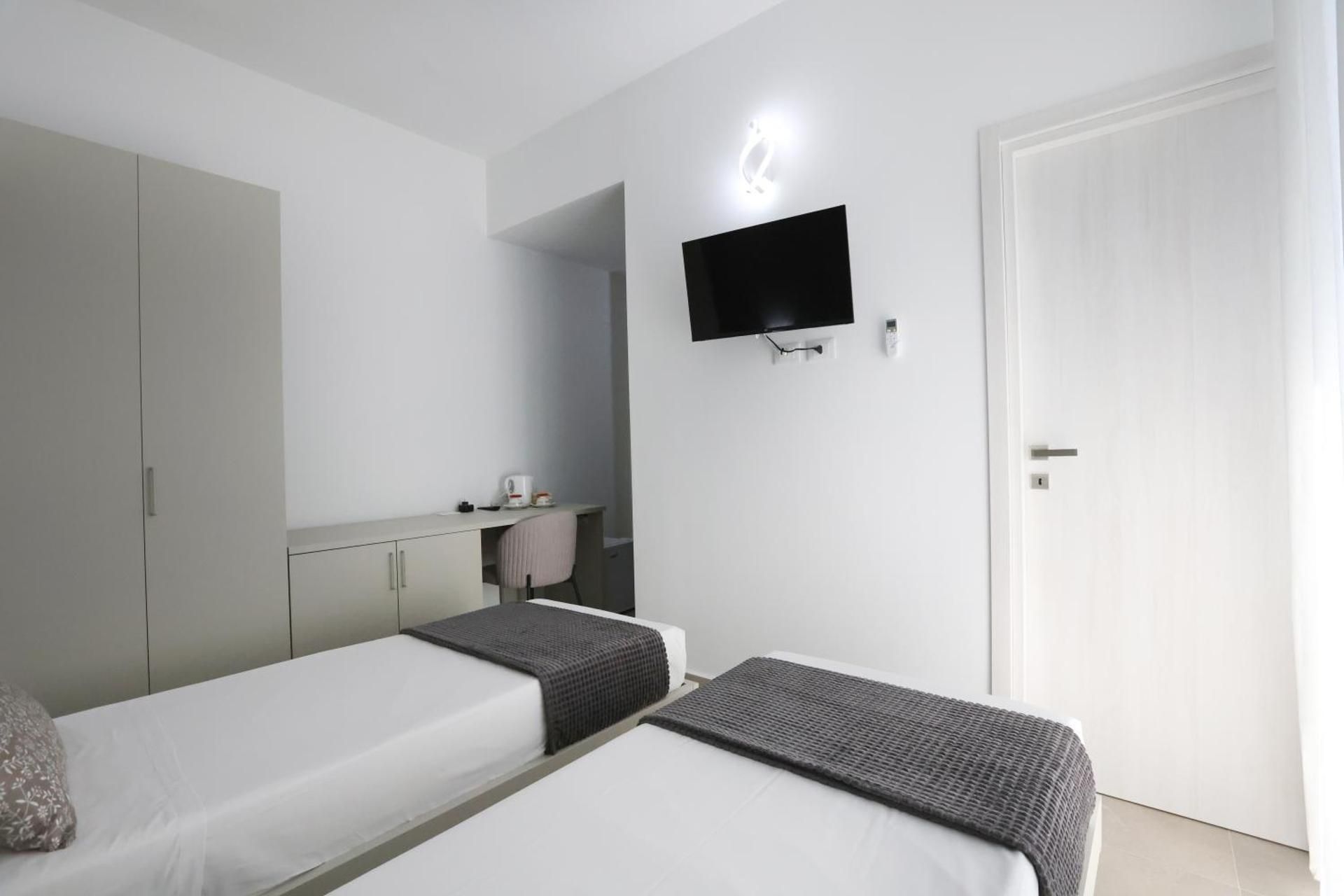 Twin Room with Balcony