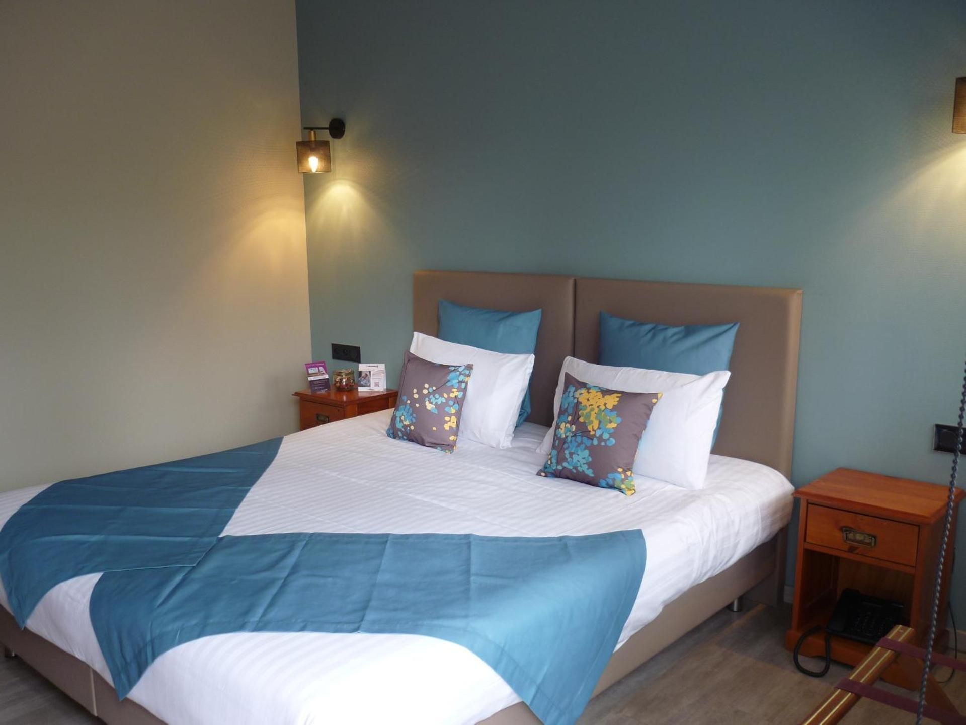 Room Terrace Double or Twin