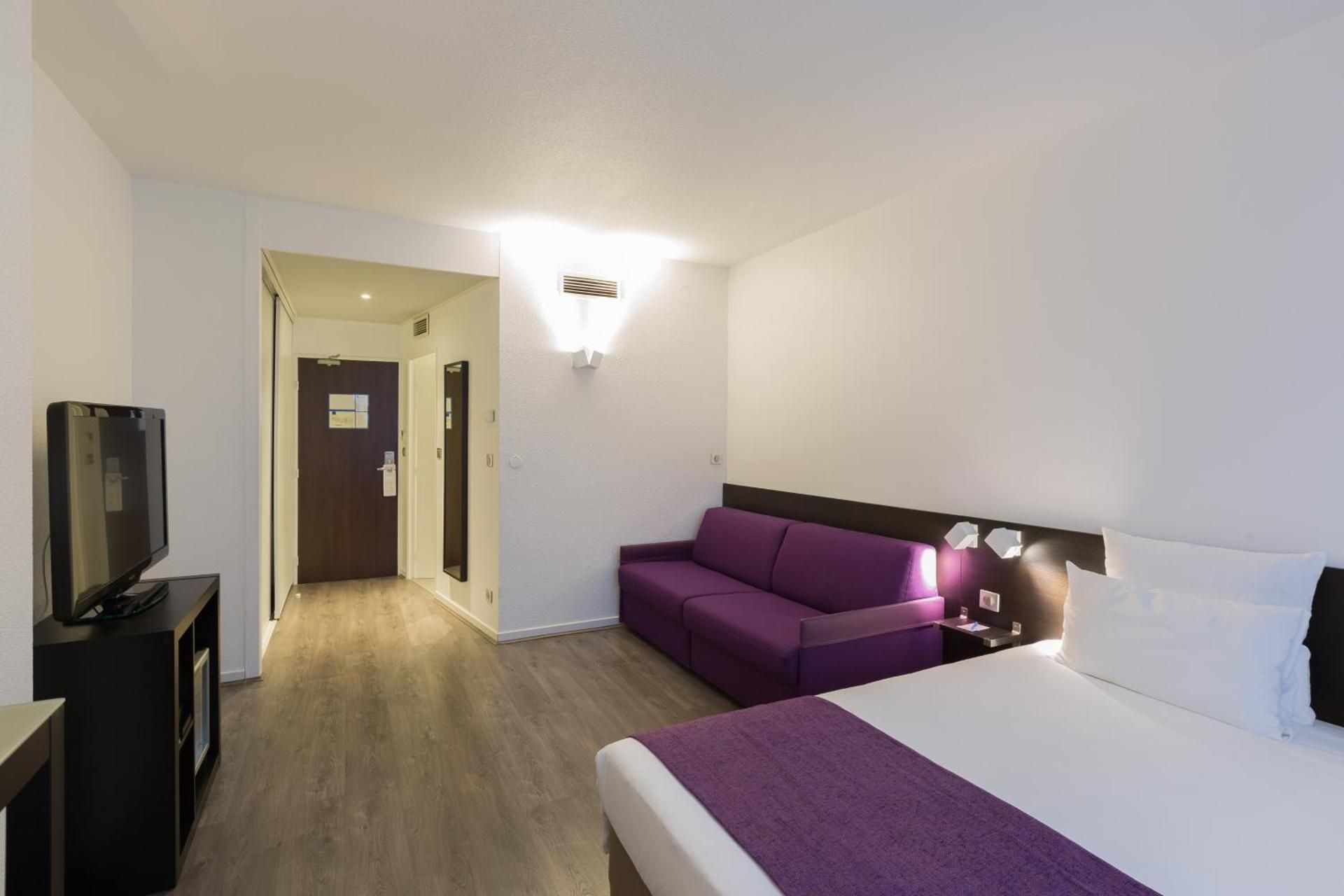 Classic Double Room with Sofa Bed