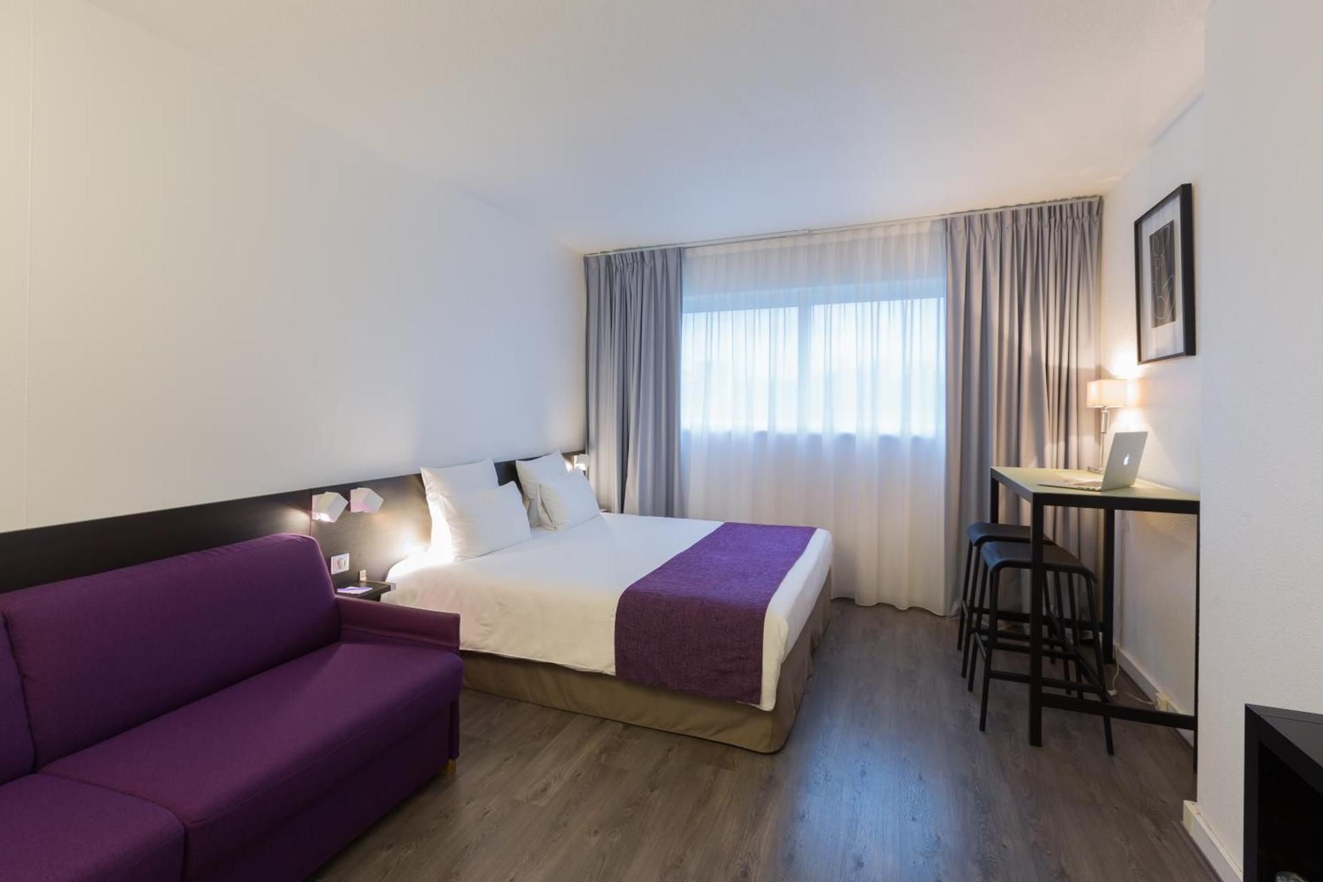 Classic Double Room with Double Sofa Bed