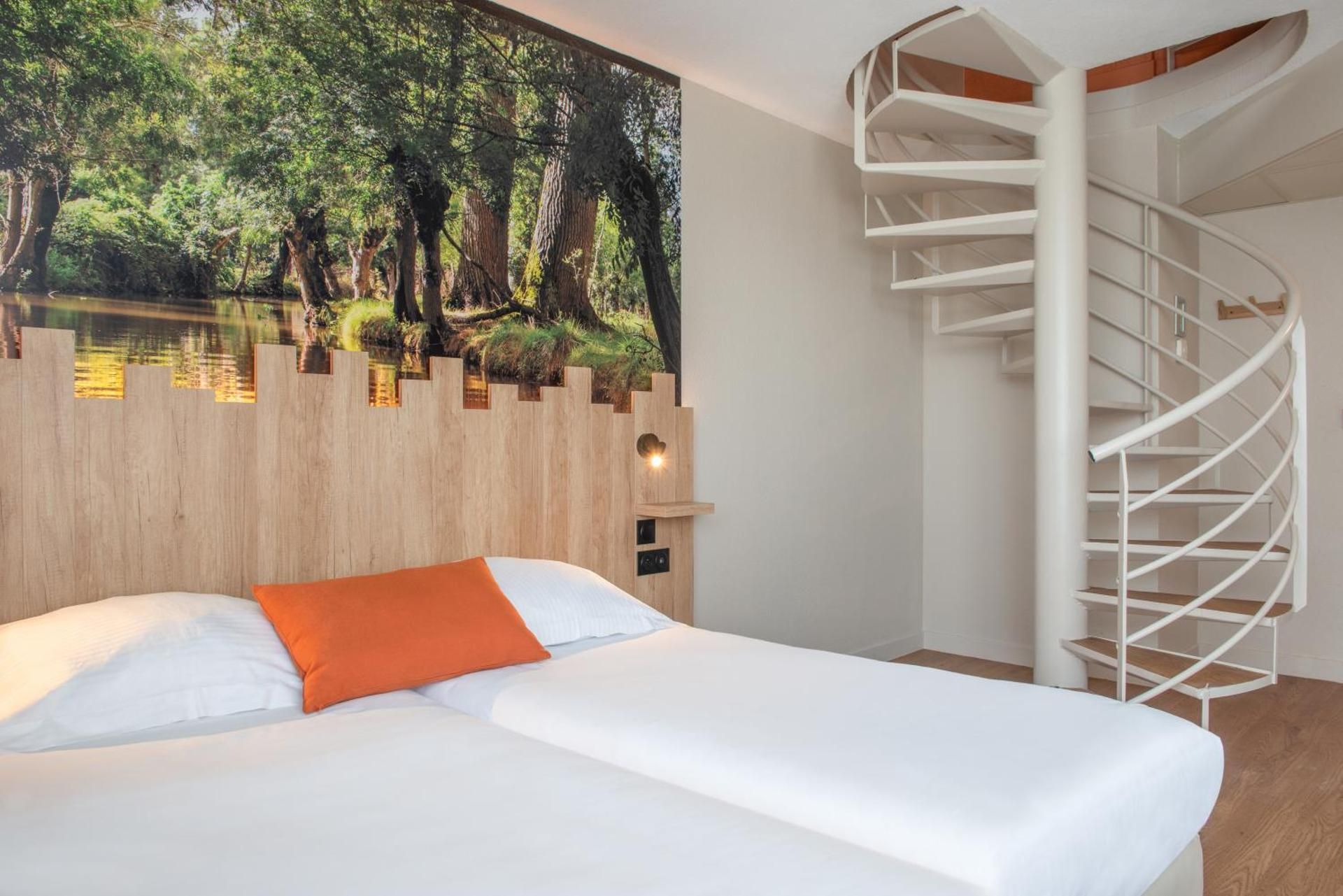 Apartment - Split Level