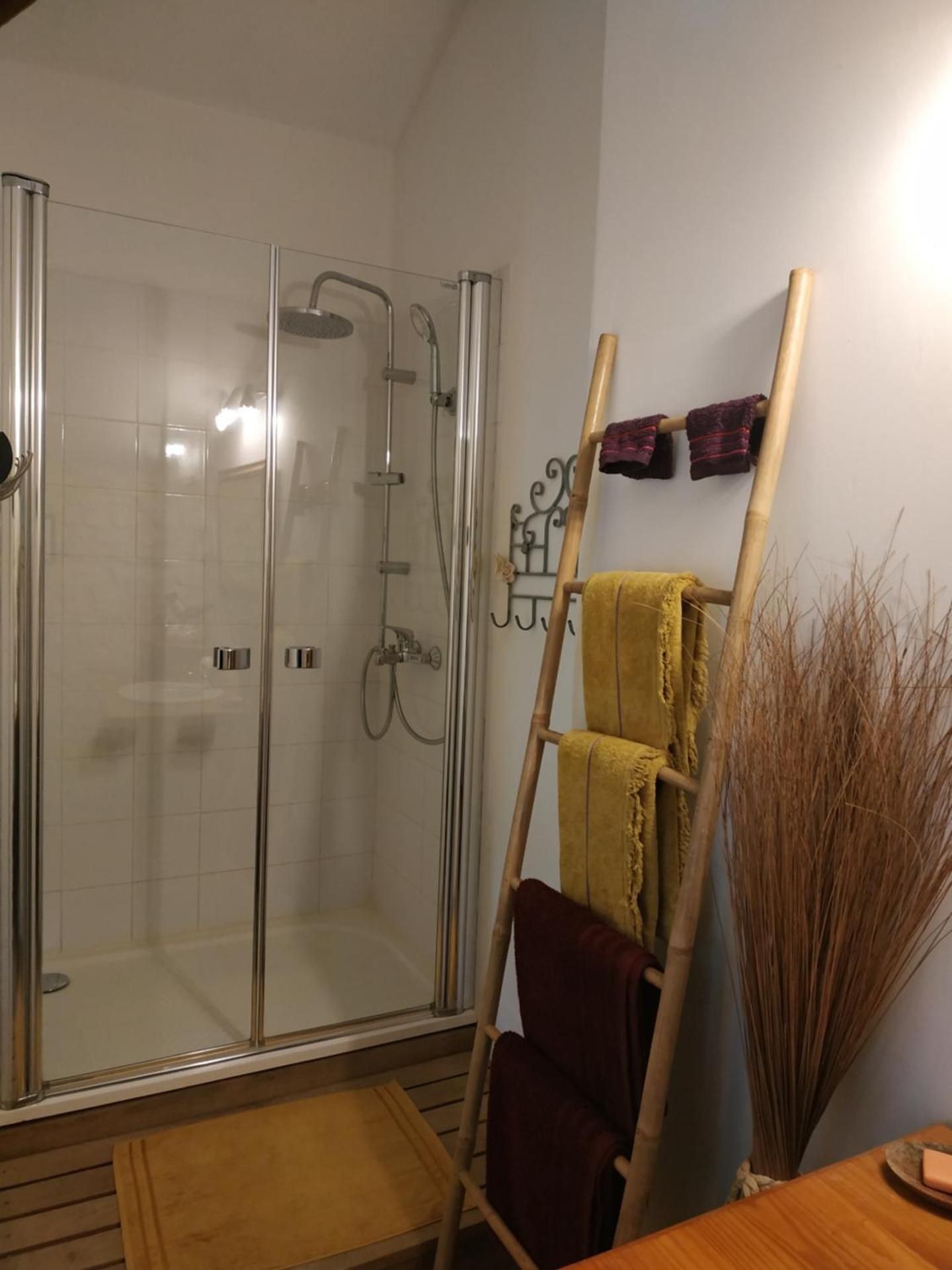 Double Room with Private External Bathroom