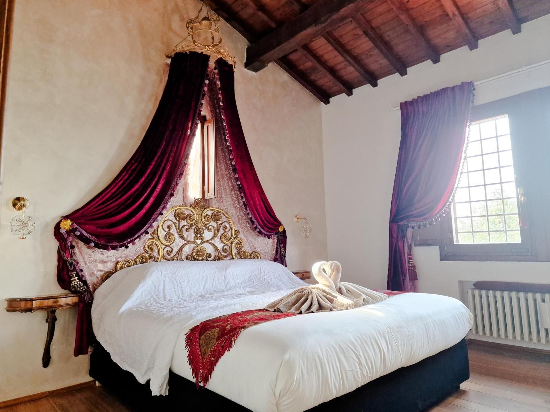 King Room with Garden View