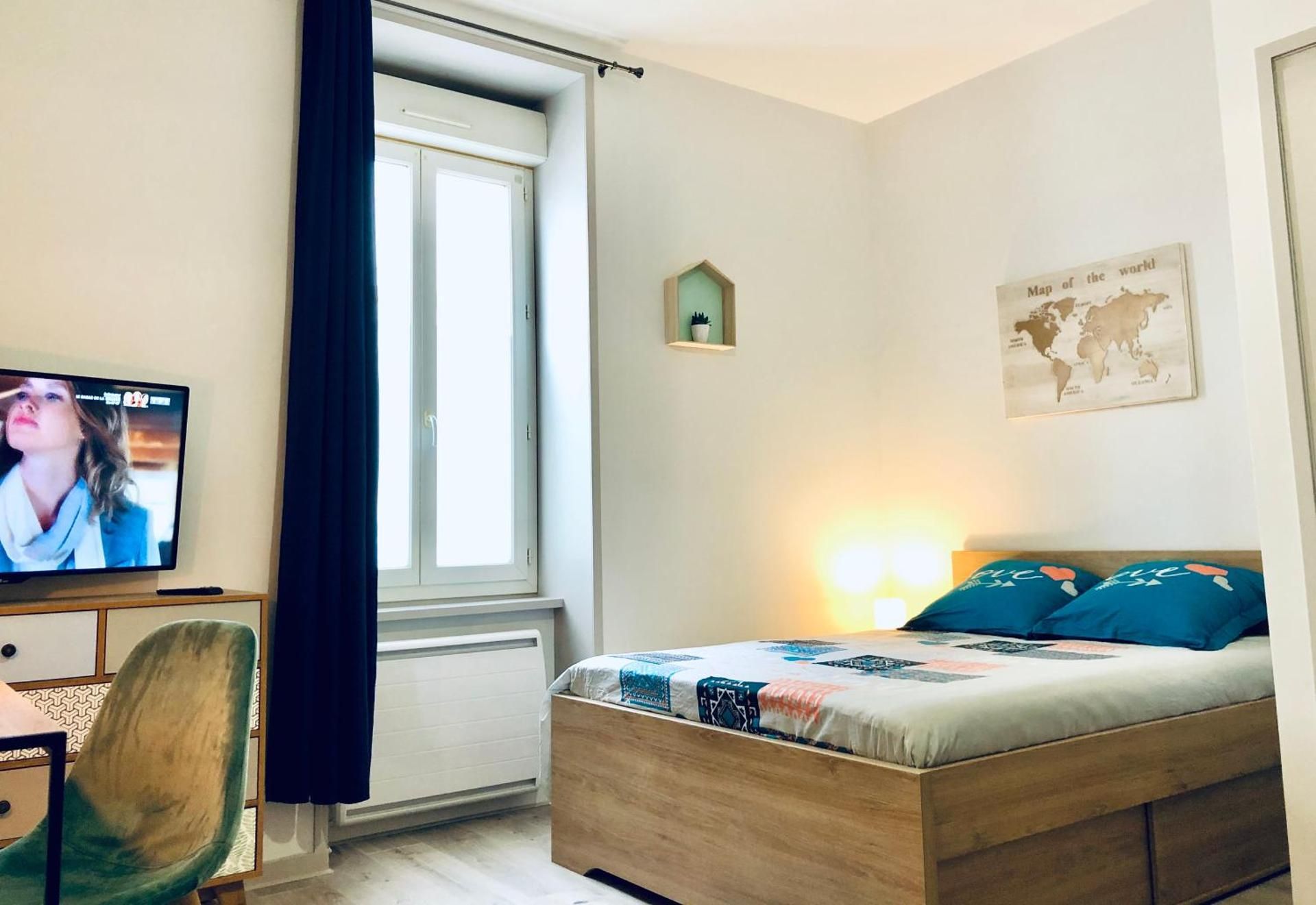 One-Bedroom Apartment