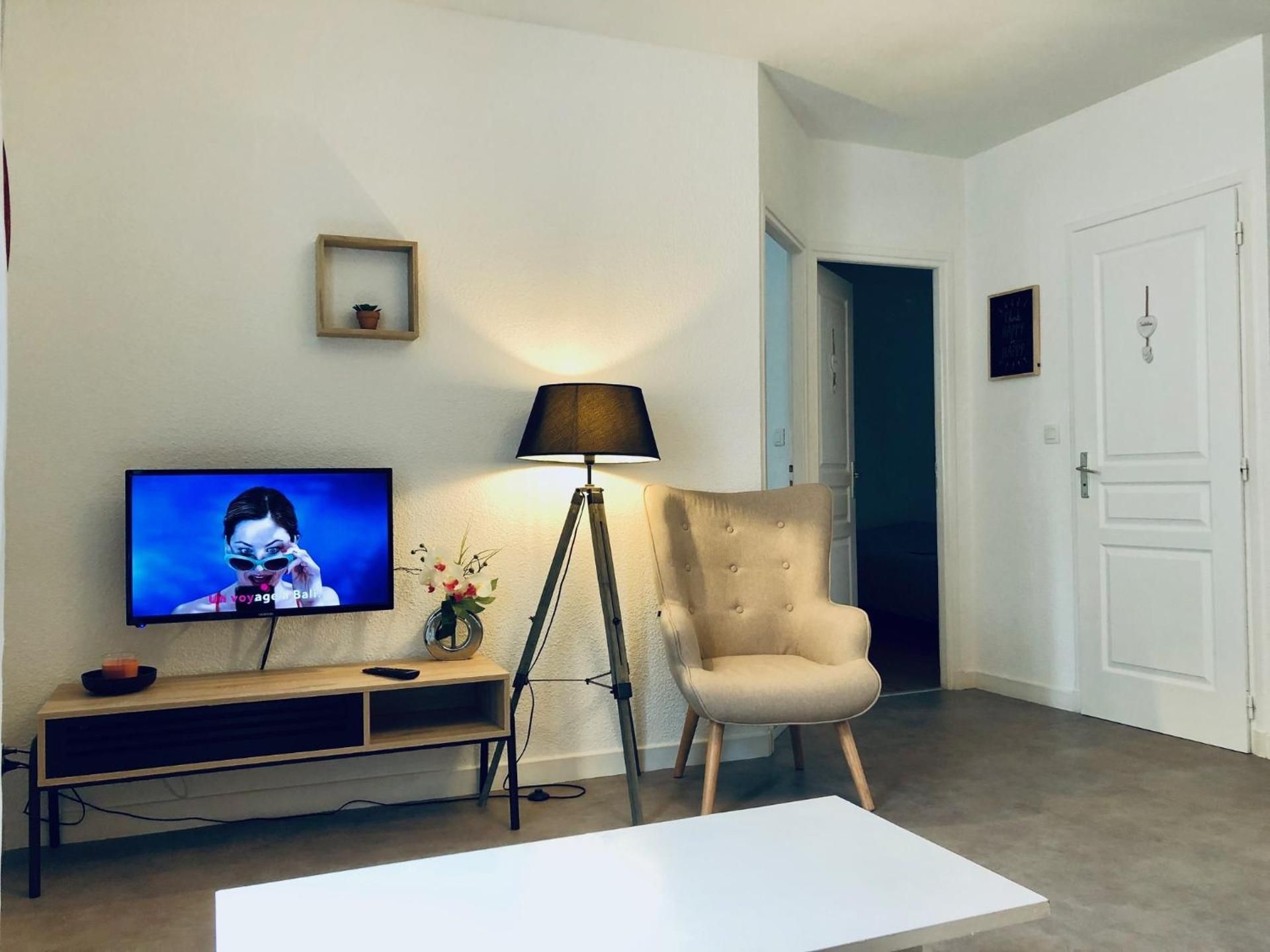 Apartment with Balcony