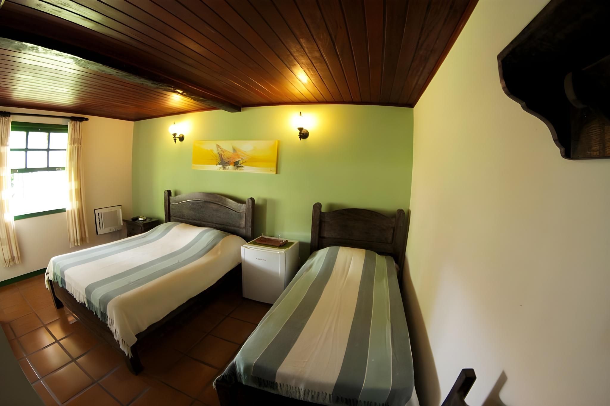 Triple Room (1 Double Bed + 1 Single Bed)
