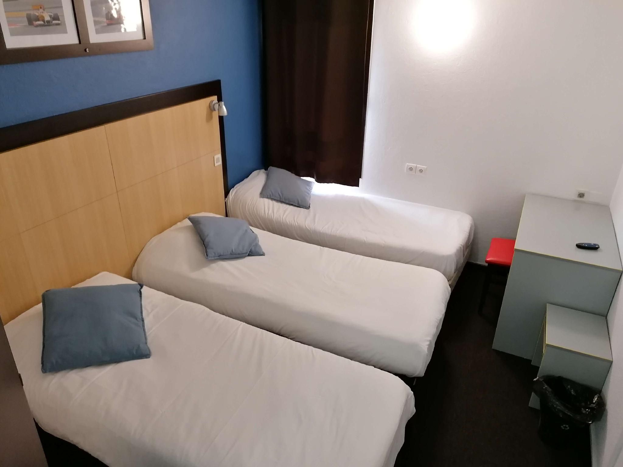 Standard Room - 3 Single Beds