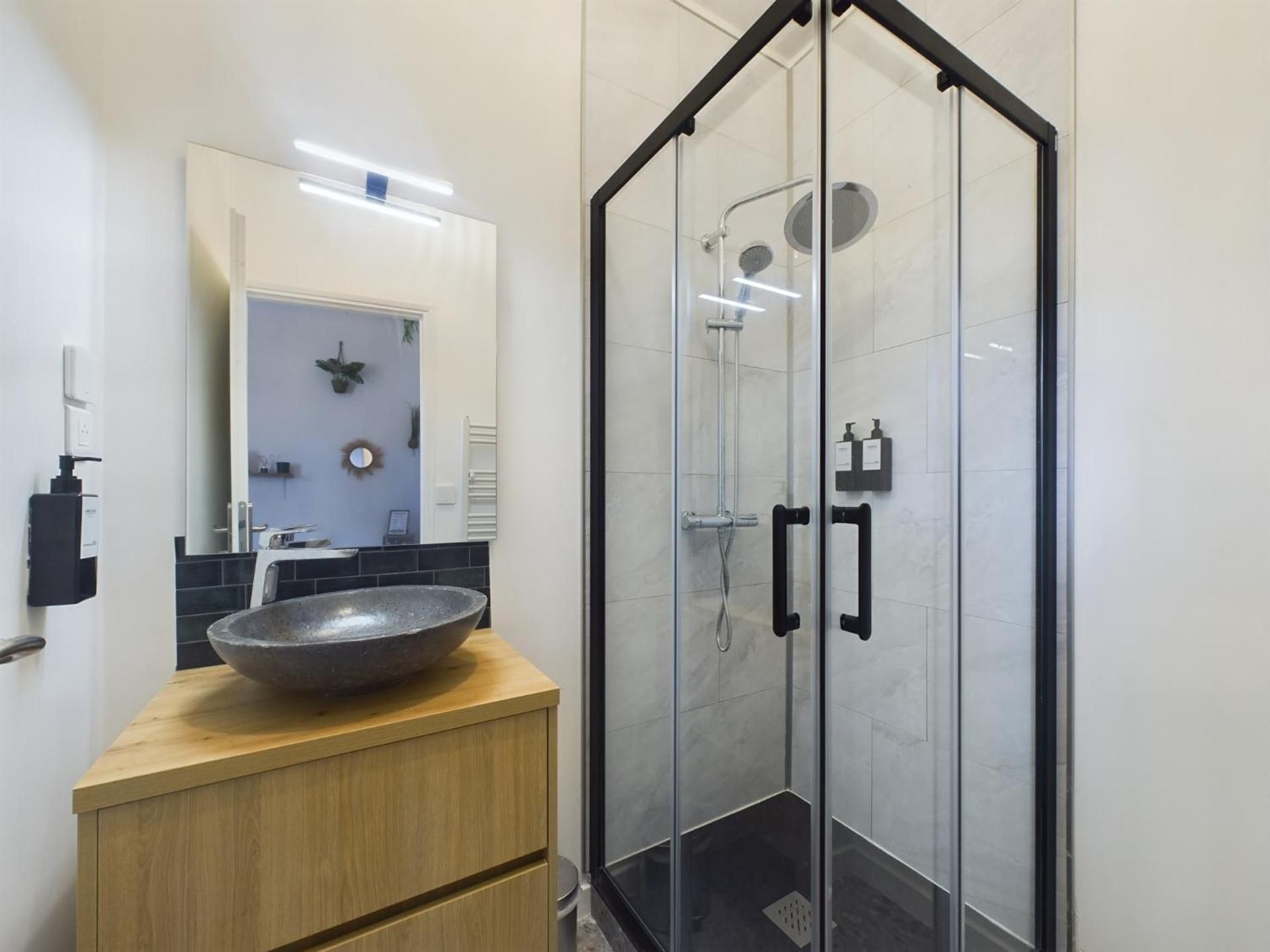 Deluxe Family Suite