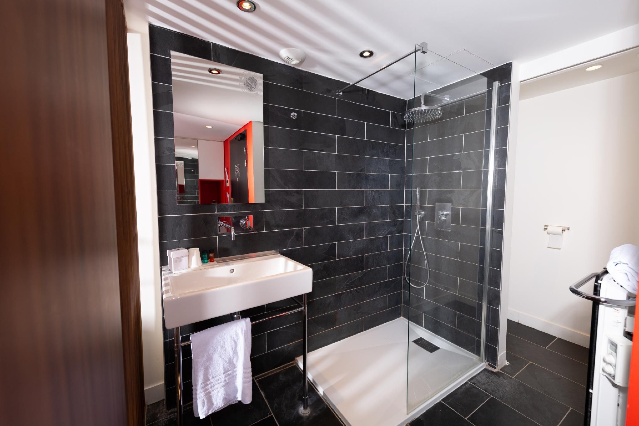 Grand Place Hotel 12/22/32-Double-Classique-Douche-Vue Sur La Cour 3