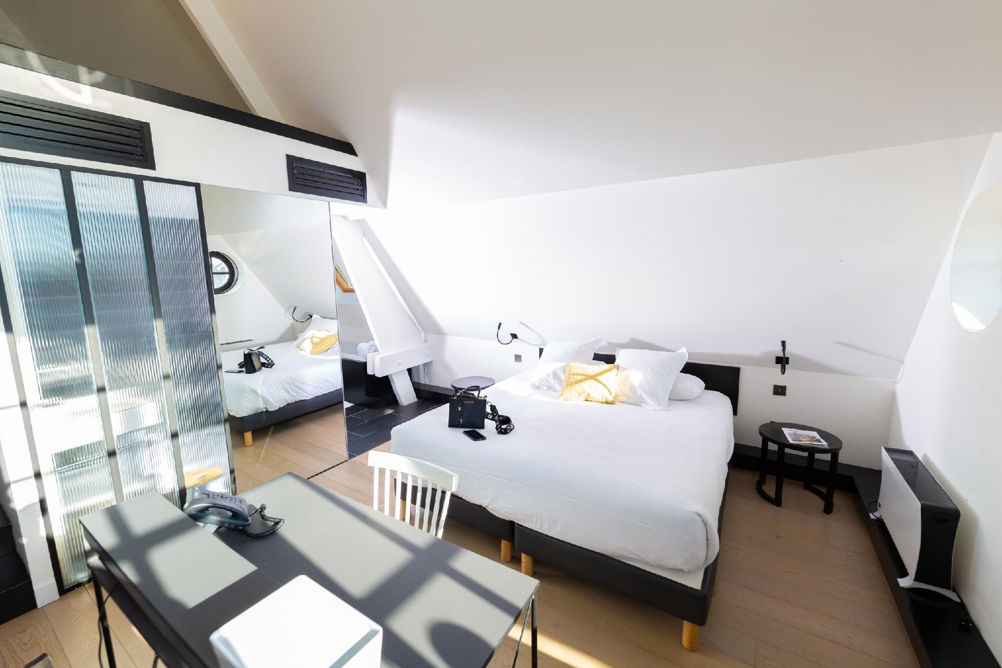 30-Loft-Famille-Salle De Bain Et Douche-Vue Historique