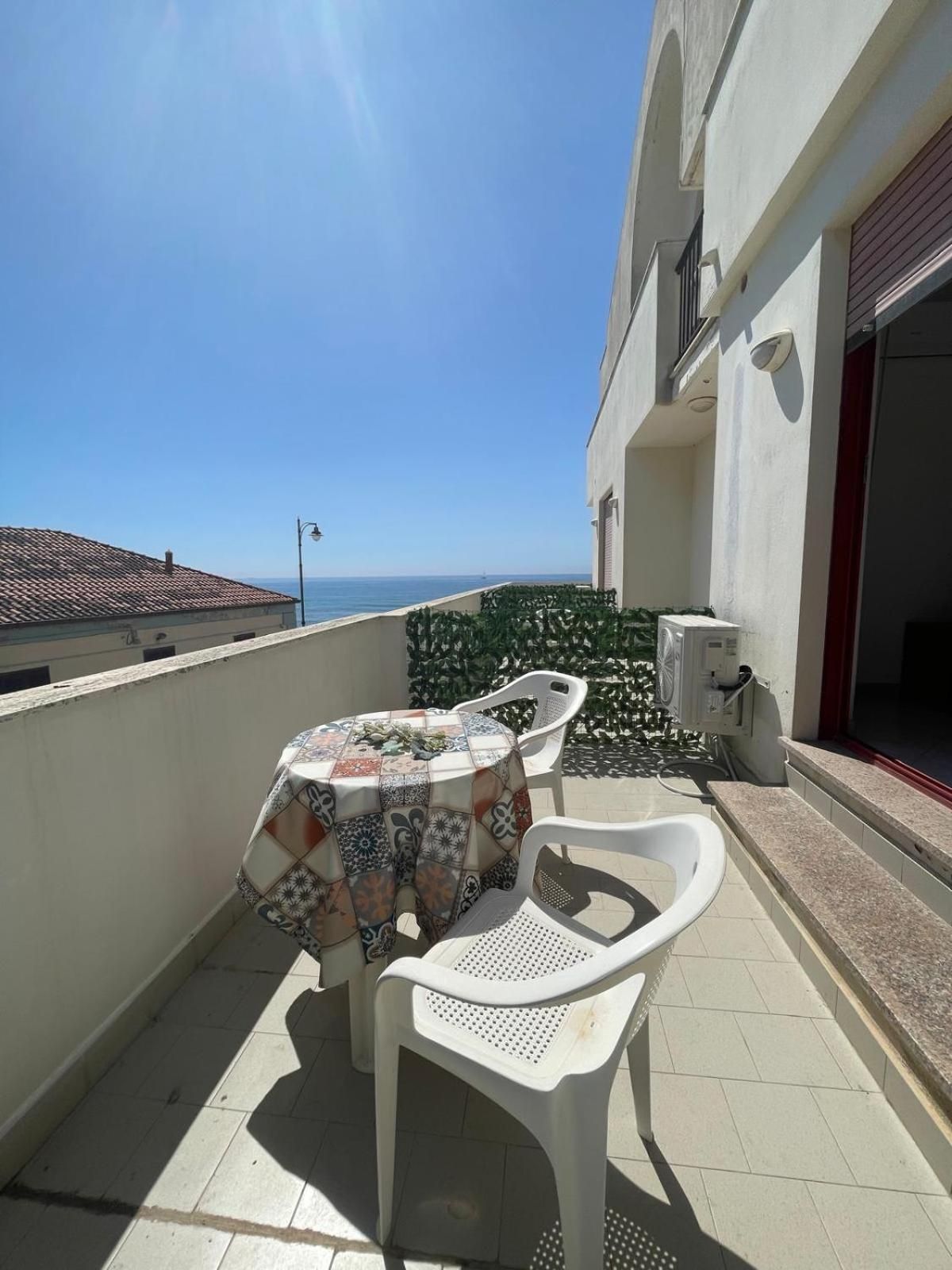 Deluxe Double Room with Balcony and Sea View