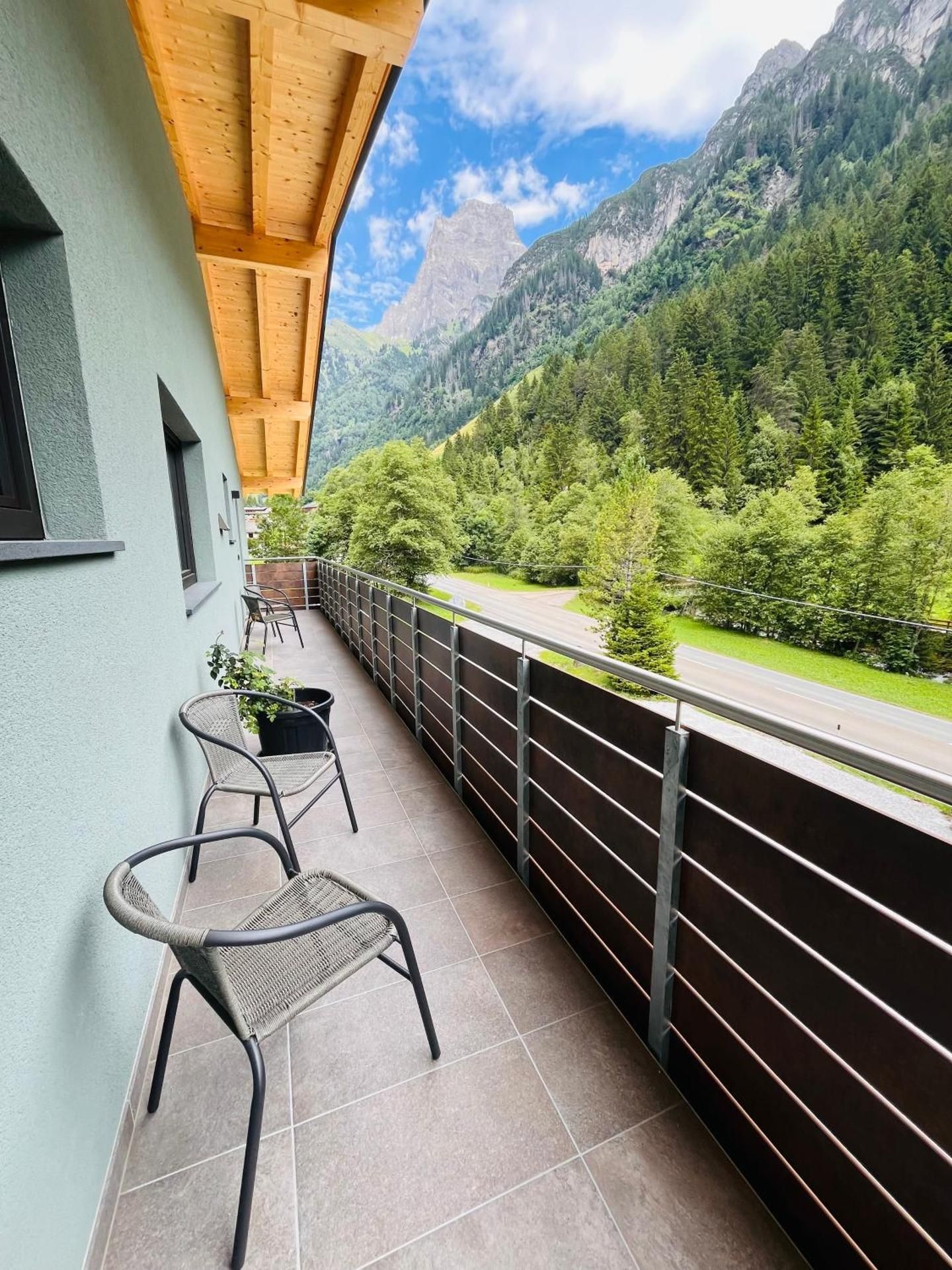 One-Bedroom Apartment with Balcony and Mountain View  