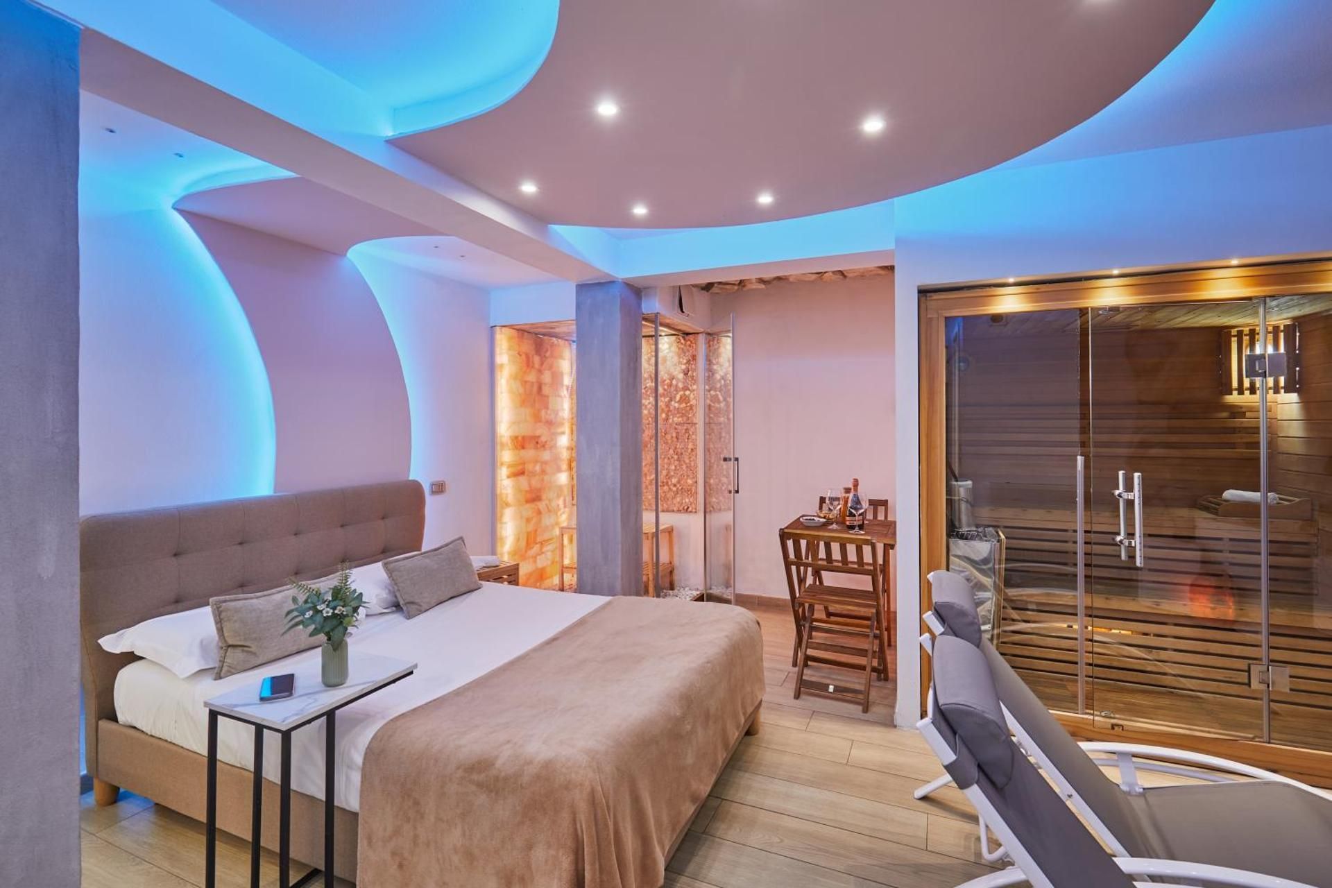 Suite with private Spa - Basement